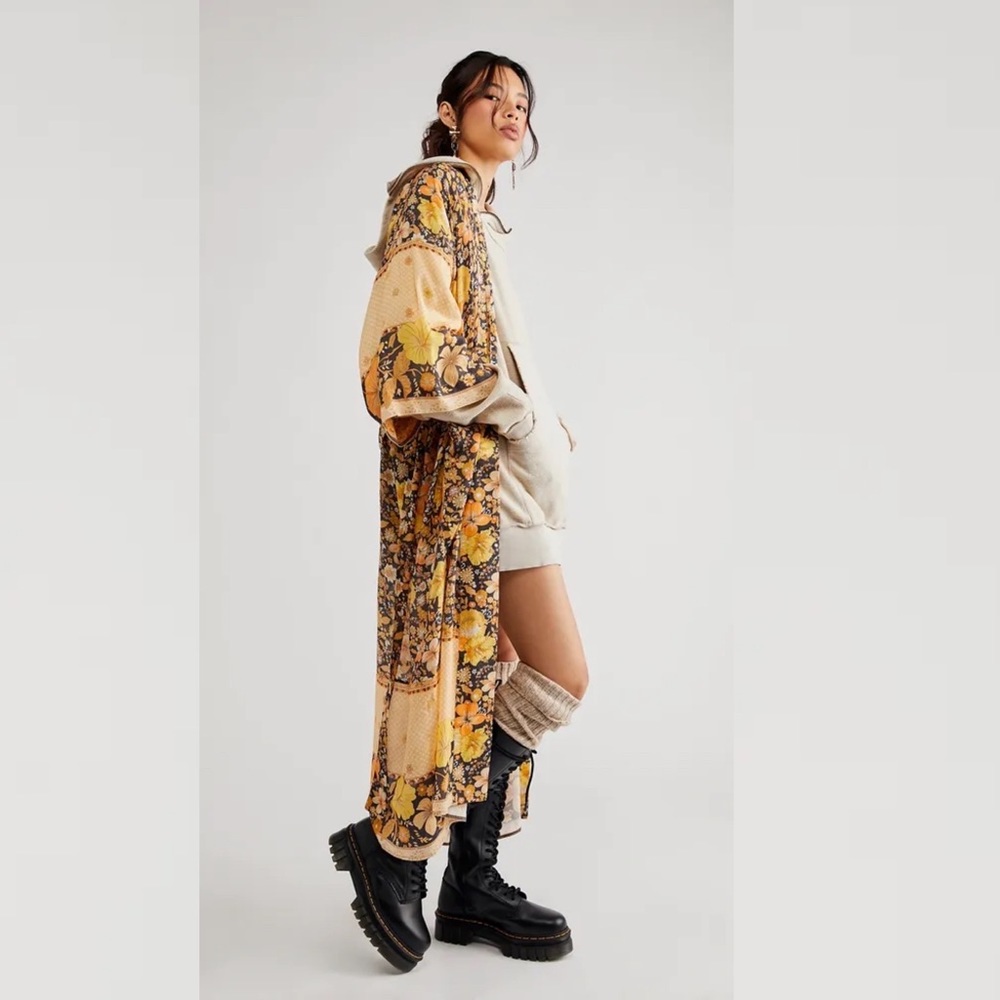FREE PEOPLE
Hibiscus Lane Maxi Kimono
From Spell